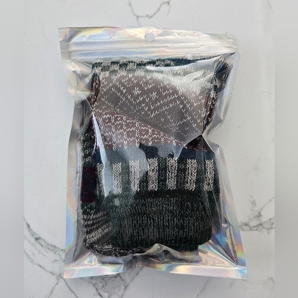 Bohemian | Granola hunter green maximalist print Gorpcore tube socks - Picture 7 of 7